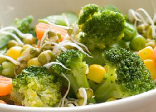 Soup-with-broccoli-and-anchovies